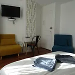 Les Flots De Ma Vie D Hotes Et Tipi Florence Et Virginie Gossin Pensionat