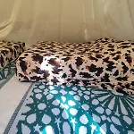 Les Flots De Ma Vie D Hotes Et Tipi Florence Et Virginie Gossin Pensionat Barzan