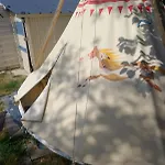Les Flots De Ma Vie D Hotes Et Tipi Florence Et Virginie Gossin