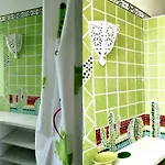 Les Flots De Ma Vie D Hotes Et Tipi Florence Et Virginie Gossin 3* Barzan