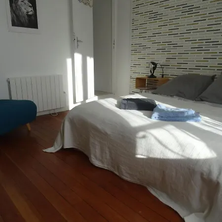 Les Flots De Ma Vie D Hotes Et Tipi Florence Et Virginie Gossin Barzan