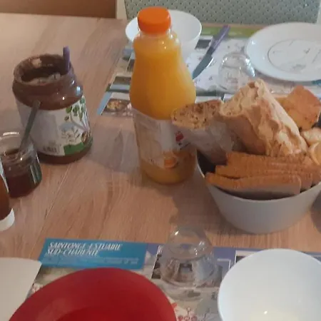 Affittacamere Les Flots De Ma Vie D Hotes Et Tipi Florence Et Virginie Gossin 3*