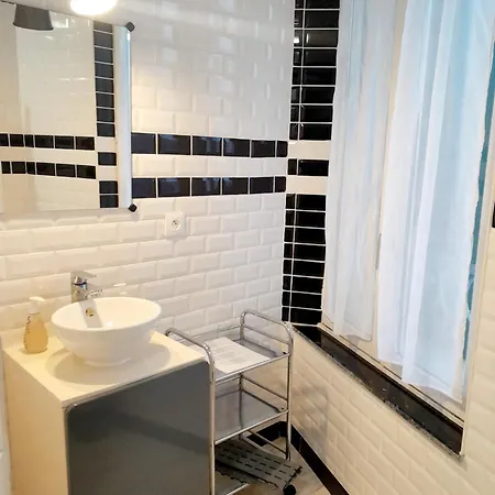 Les Flots De Ma Vie D Hotes Et Tipi Florence Et Virginie Gossin Affittacamere Barzan