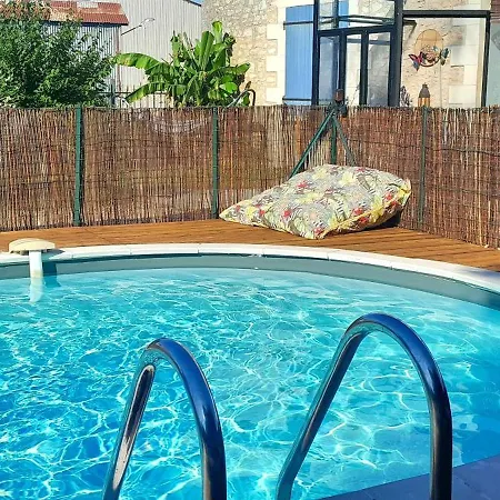 Les Flots De Ma Vie D Hotes Et Tipi Florence Et Virginie Gossin Konukevi 3*