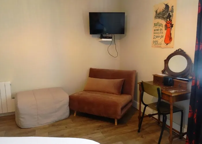 Les Flots De Ma Vie D Hotes Et Tipi Florence Et Virginie Gossin 3* Barzan