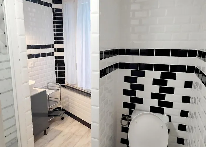 Les Flots De Ma Vie D Hotes Et Tipi Florence Et Virginie Gossin 3* Barzan