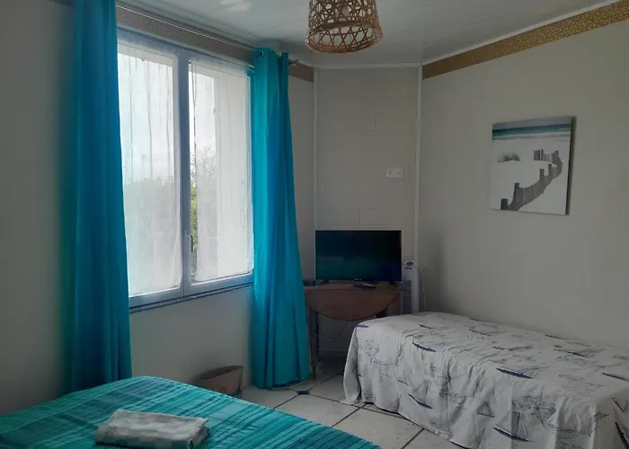 Pensión Les Flots De Ma Vie D Hotes Et Tipi Florence Et Virginie Gossin 3*