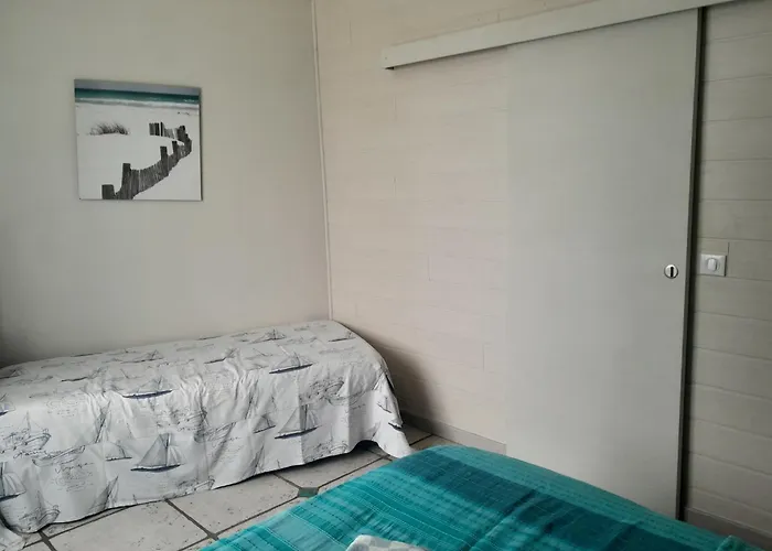 Les Flots De Ma Vie D Hotes Et Tipi Florence Et Virginie Gossin Barzan