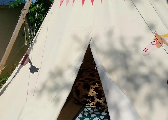 Les Flots De Ma Vie D Hotes Et Tipi Florence Et Virginie Gossin 3*