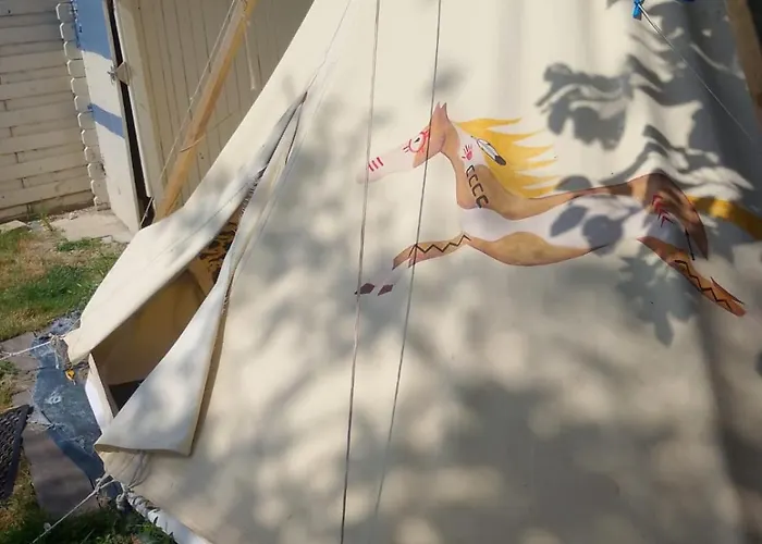 Les Flots De Ma Vie D Hotes Et Tipi Florence Et Virginie Gossin