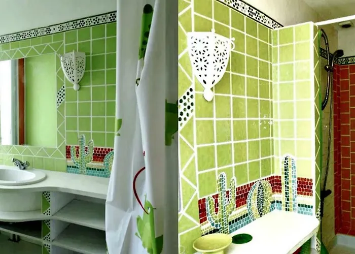 Les Flots De Ma Vie D Hotes Et Tipi Florence Et Virginie Gossin 3* Barzan